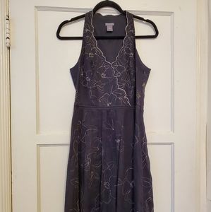 Ann Taylor black linen dress with white floral stitching. Size 4. EUC